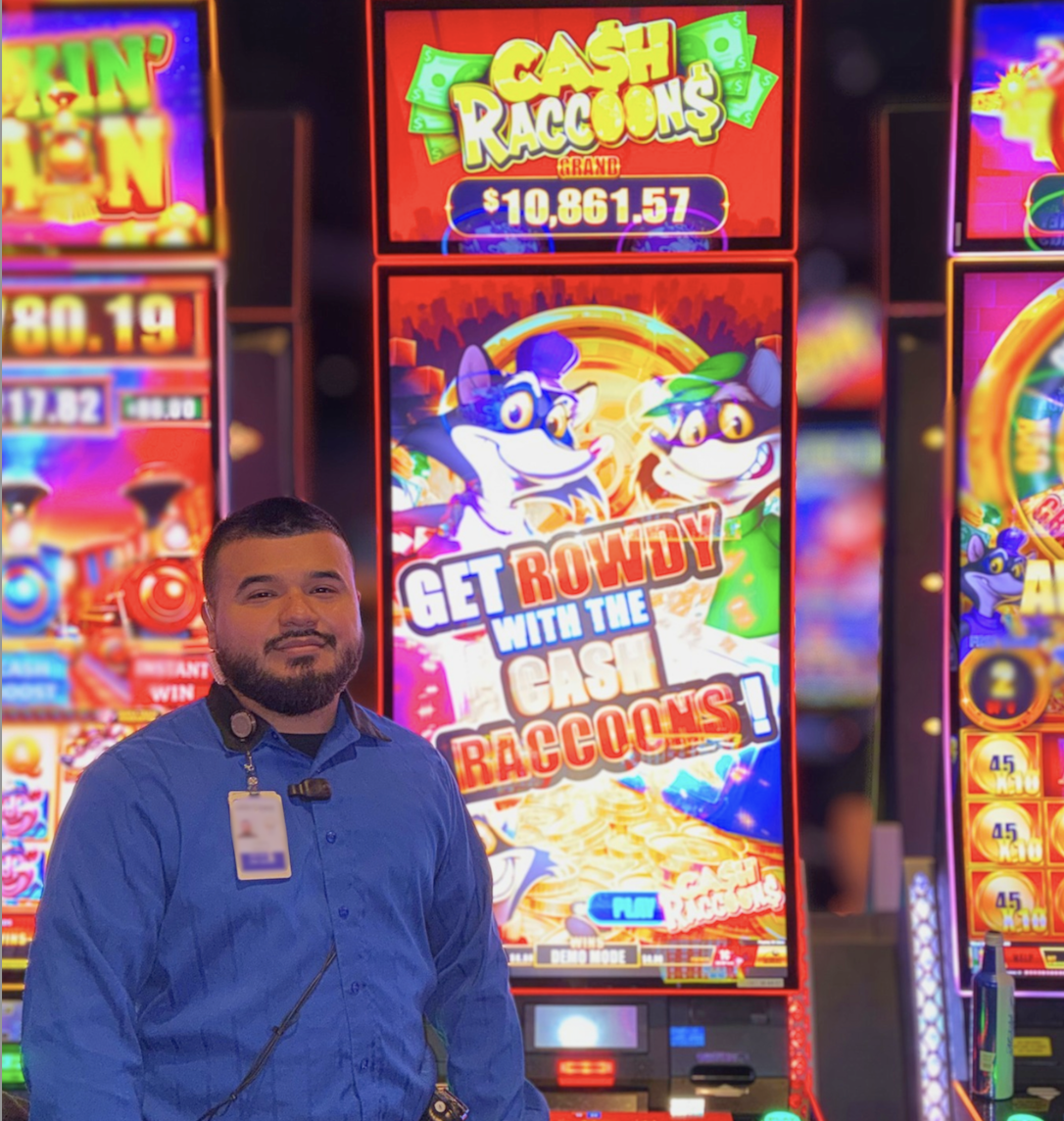Colossal Diamonds Slot Machine at Kickapoo Lucky Eagle Casino